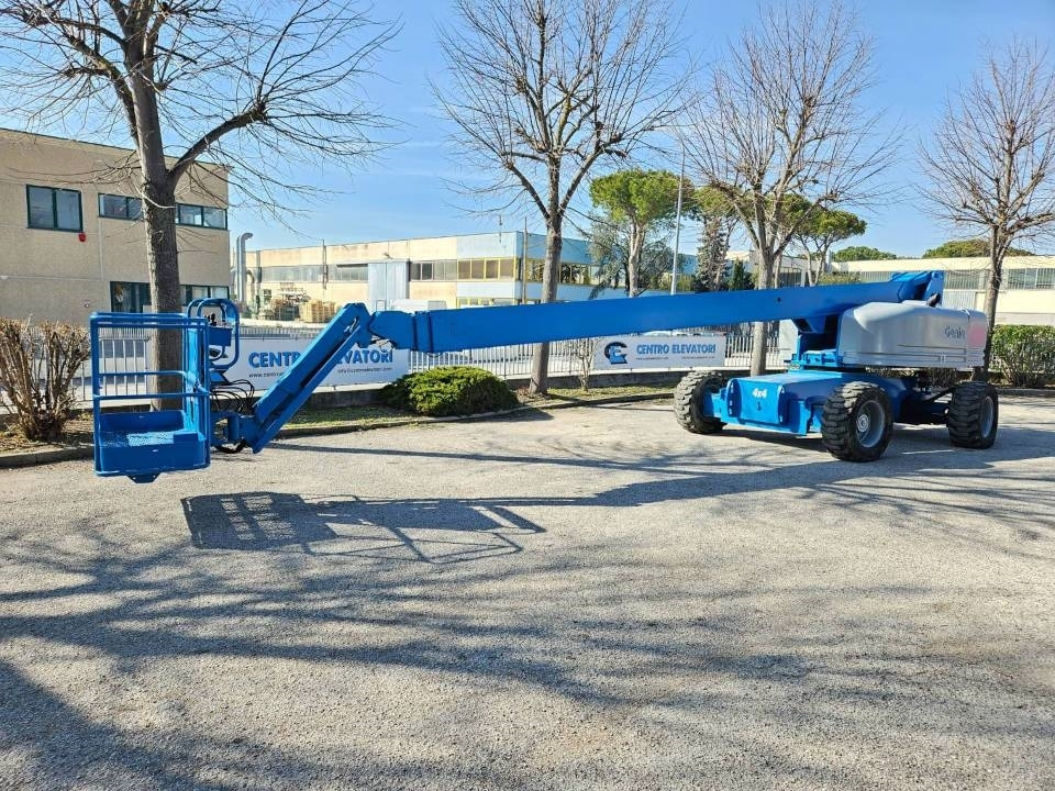 Genie S 85 4WD - Телескопический подъемник: фото 2 Genie S 85 4WD - Телескопический подъемник: фото 2