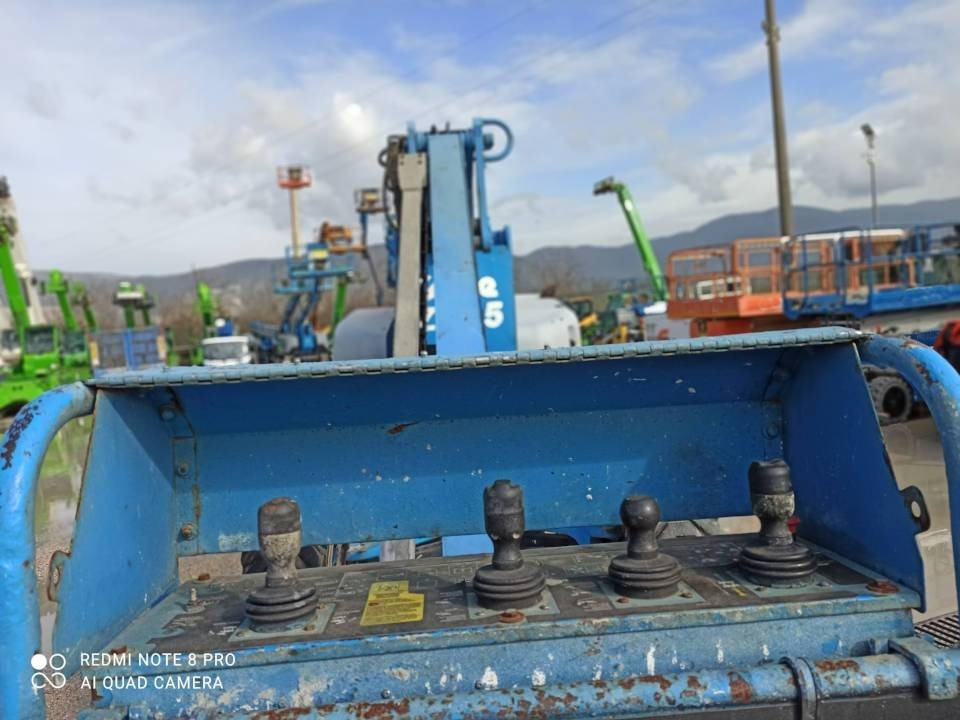 Genie Z 135/70 - Коленчатый подъемник: фото 2 Genie Z 135/70 - Коленчатый подъемник: фото 2