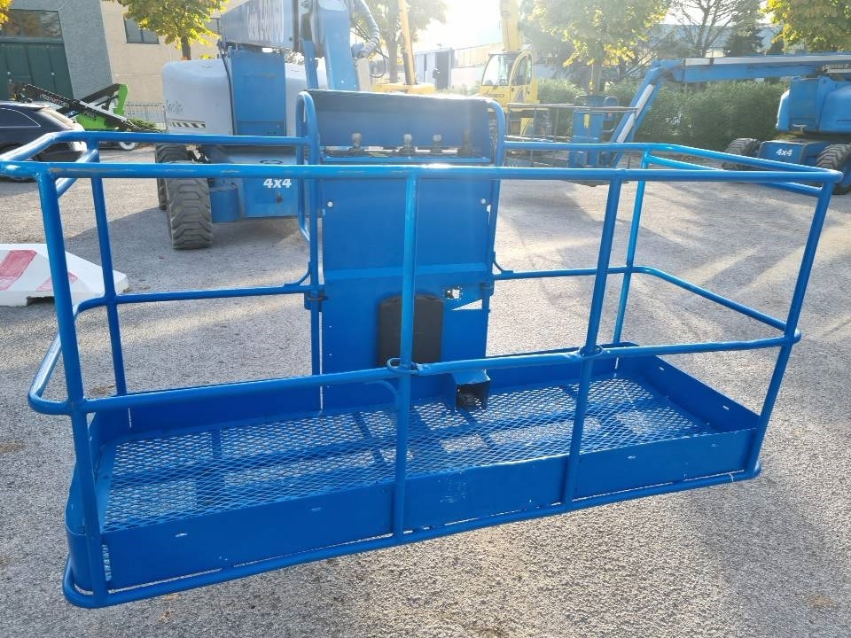 Genie Z 80/60 - Коленчатый подъемник: фото 4 Genie Z 80/60 - Коленчатый подъемник: фото 4