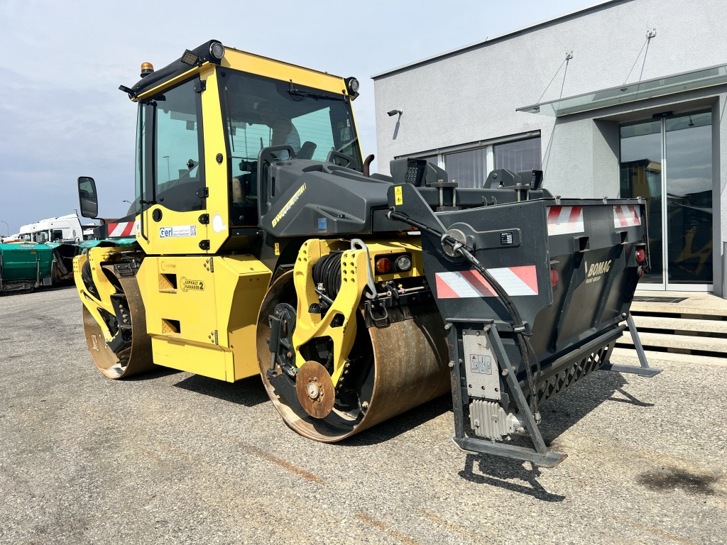 Bomag BW 174 AP-4i AM (111651) - Дорожный каток: фото 3 Bomag BW 174 AP-4i AM (111651) - Дорожный каток: фото 3