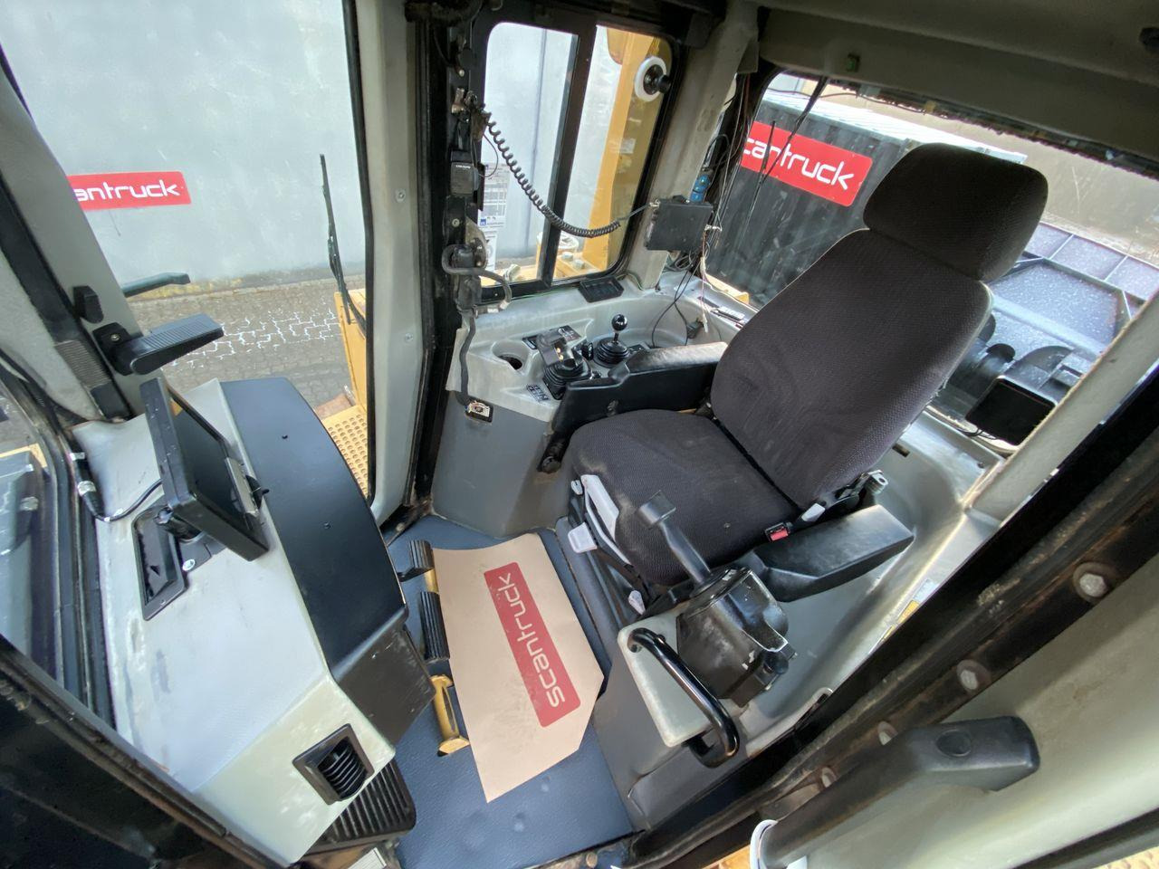 Caterpillar D6T LGP - Бульдозер: фото 3 Caterpillar D6T LGP - Бульдозер: фото 3