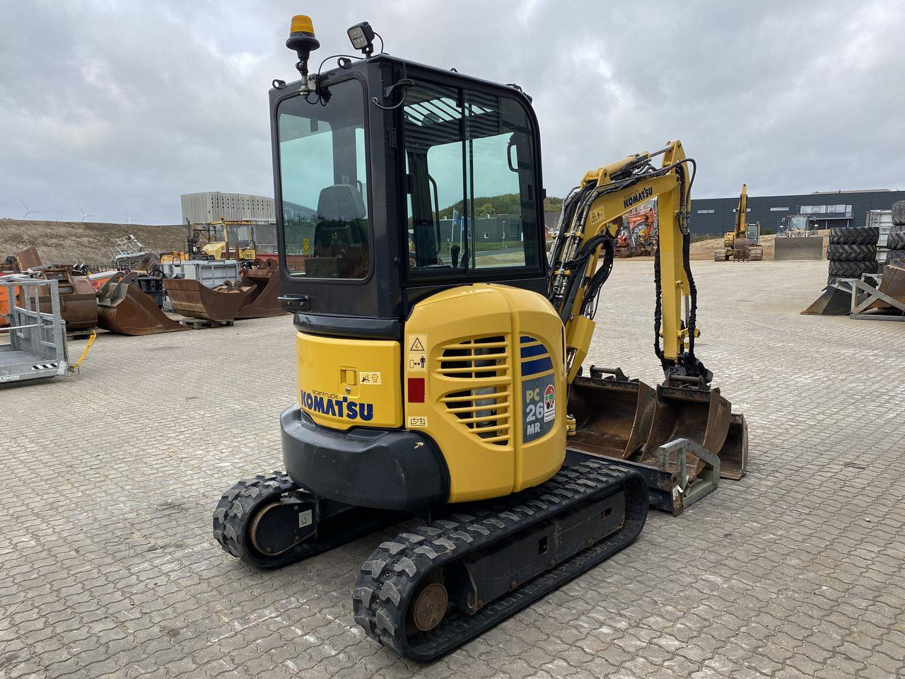 Komatsu PC26MR-3 - Мини-экскаватор: фото 4 Komatsu PC26MR-3 - Мини-экскаватор: фото 4
