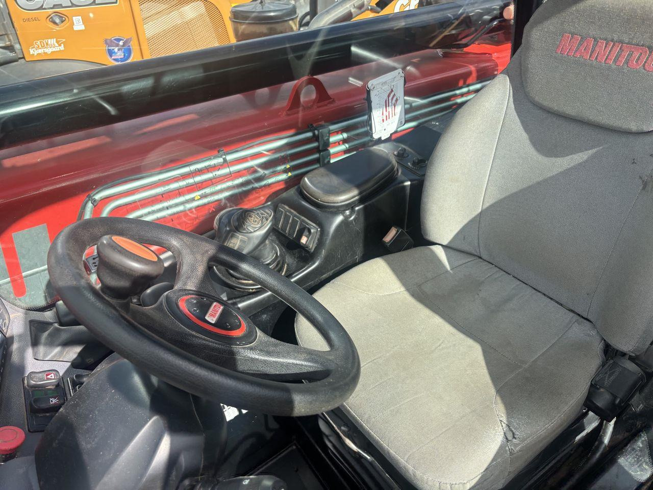 Manitou MT933 EASY COMFORT - Телескопический погрузчик: фото 3 Manitou MT933 EASY COMFORT - Телескопический погрузчик: фото 3