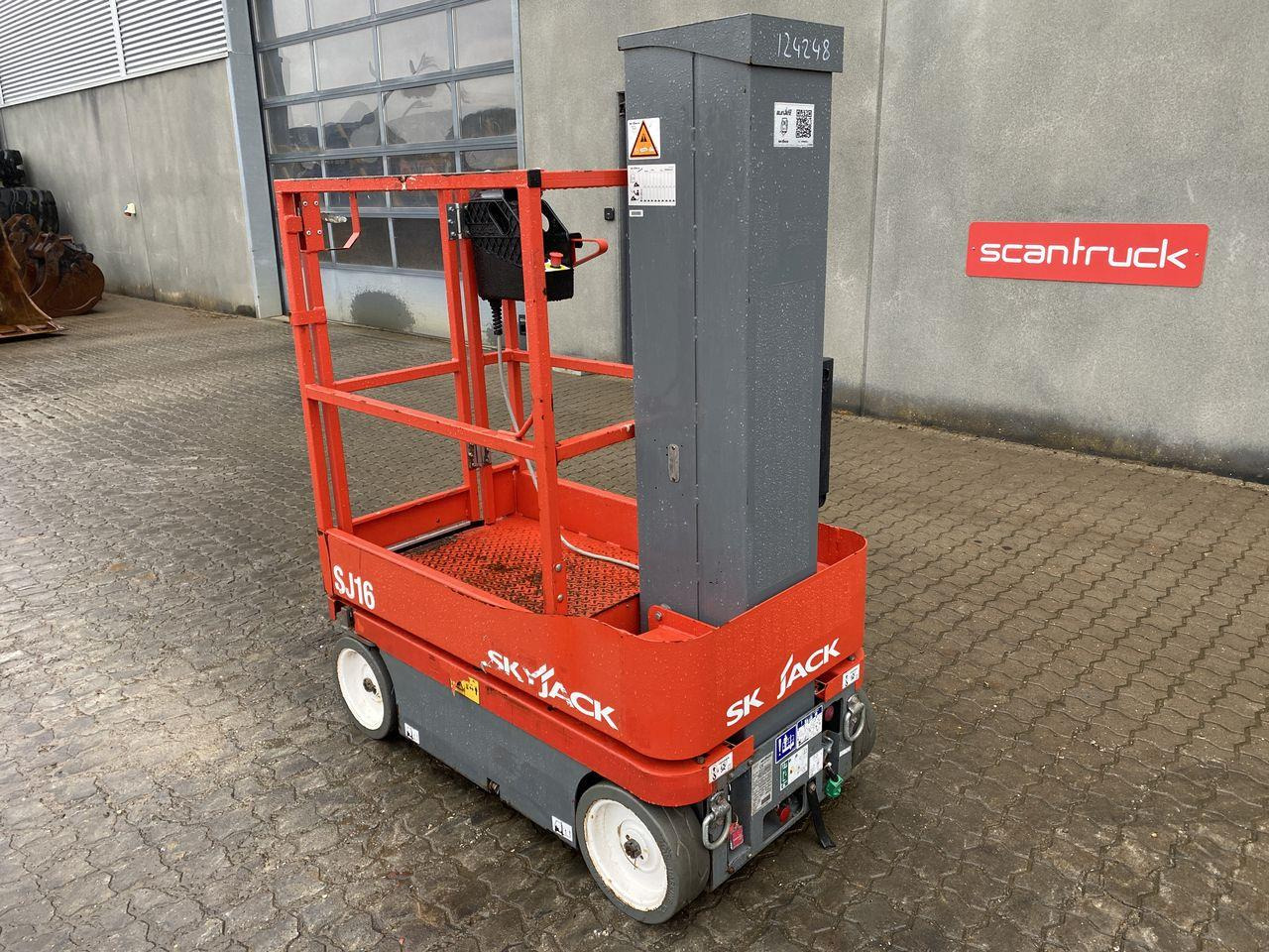 Skyjack SJ16 - Вертикальный мачтовый подъемник: фото 2 Skyjack SJ16 - Вертикальный мачтовый подъемник: фото 2