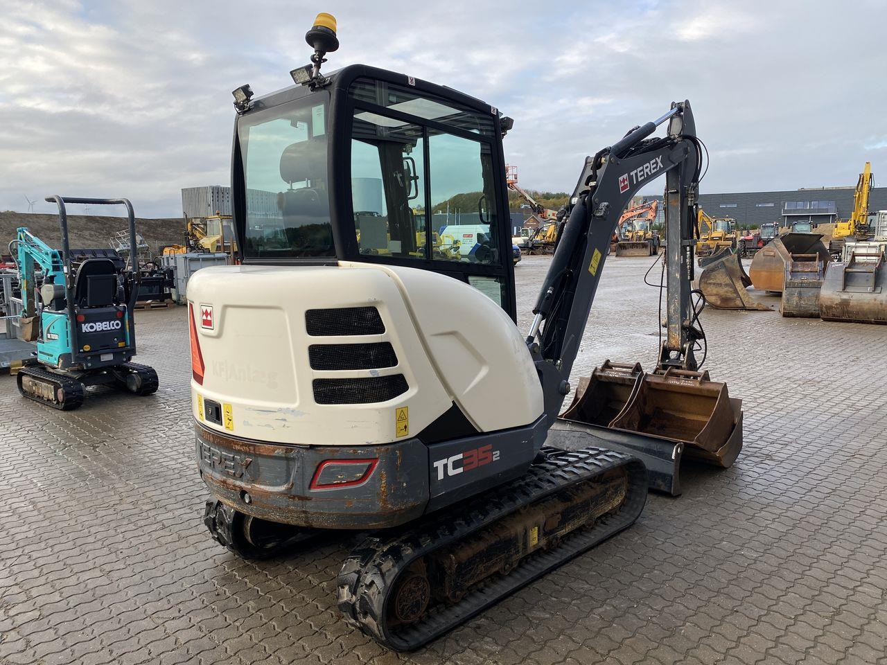 Terex TC35-2 - Мини-экскаватор: фото 4 Terex TC35-2 - Мини-экскаватор: фото 4