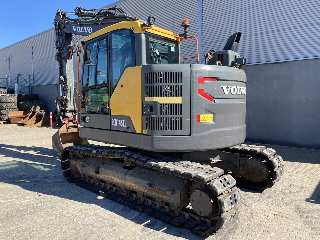 Volvo ECR145 - Гусеничный экскаватор: фото 2 Volvo ECR145 - Гусеничный экскаватор: фото 2