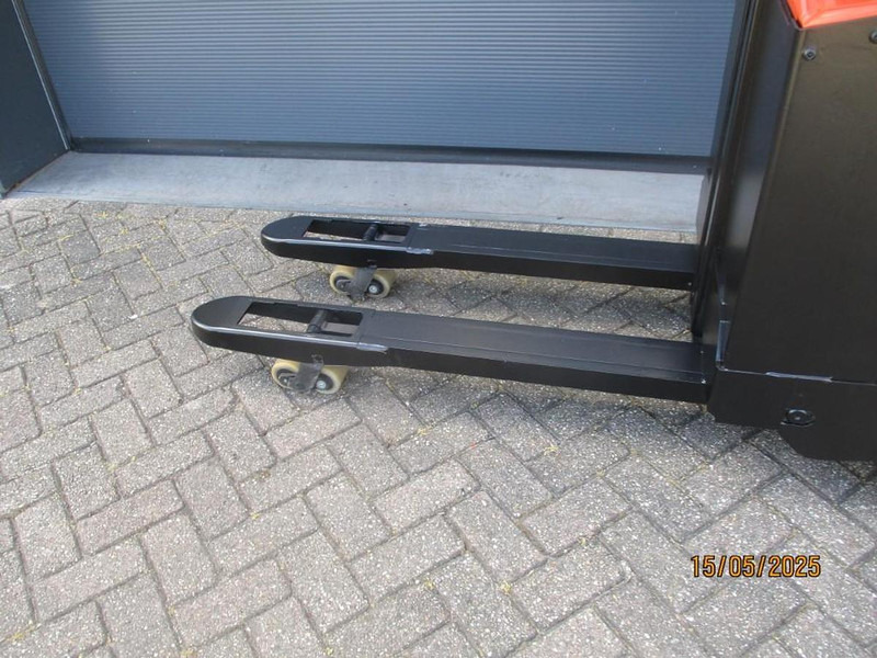 Штабелер BT SWE 080L: фото 6