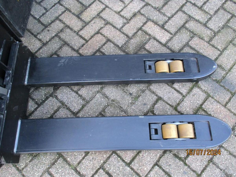 BT SWE 080L - Штабелер: фото 4 BT SWE 080L - Штабелер: фото 4