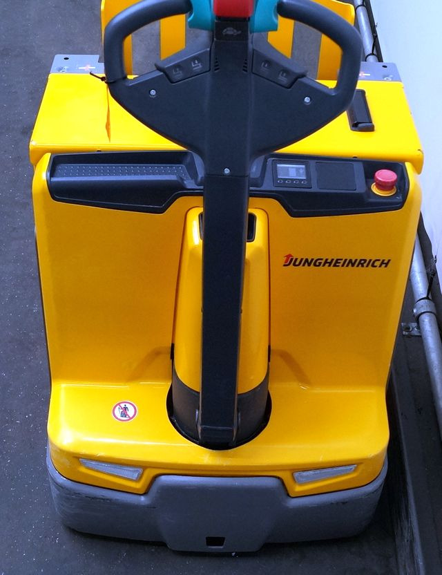 Jungheinrich EJE C20 - Тележка: фото 3 Jungheinrich EJE C20 - Тележка: фото 3