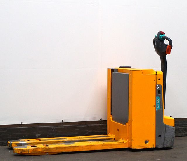 Jungheinrich EJE C20 - Тележка: фото 1 Jungheinrich EJE C20 - Тележка: фото 1