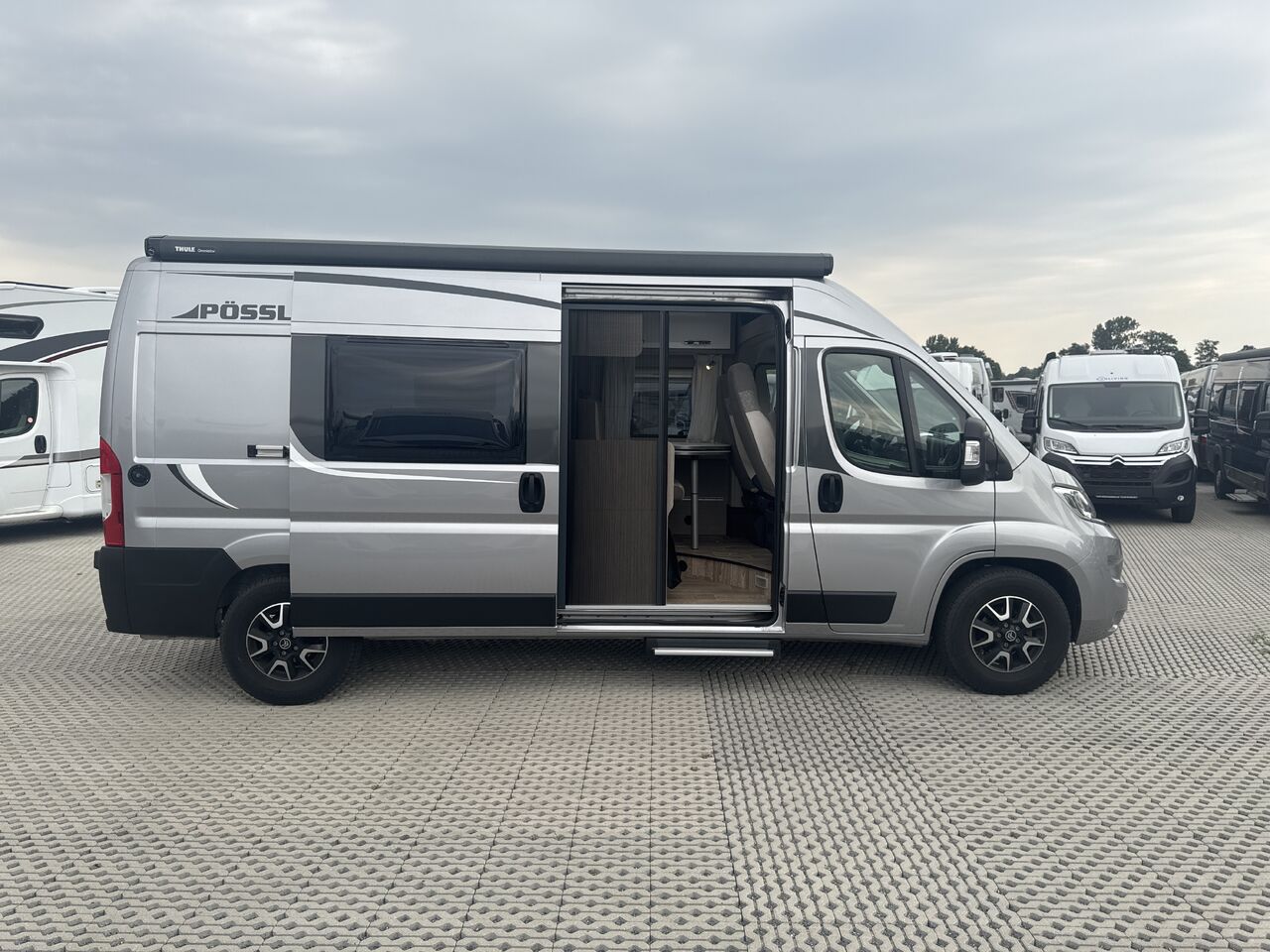 Pössl D-LINE 2WIN R PLUS - Цельнометаллический фургон: фото 3 Pössl D-LINE 2WIN R PLUS - Цельнометаллический фургон: фото 3