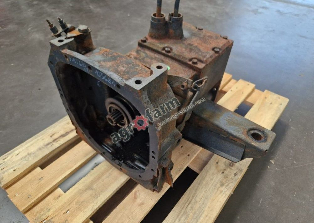 Skrzynia biegów Fiat 680 DT 5104711 - Коробка передач: фото 1 Skrzynia biegów Fiat 680 DT 5104711 - Коробка передач: фото 1