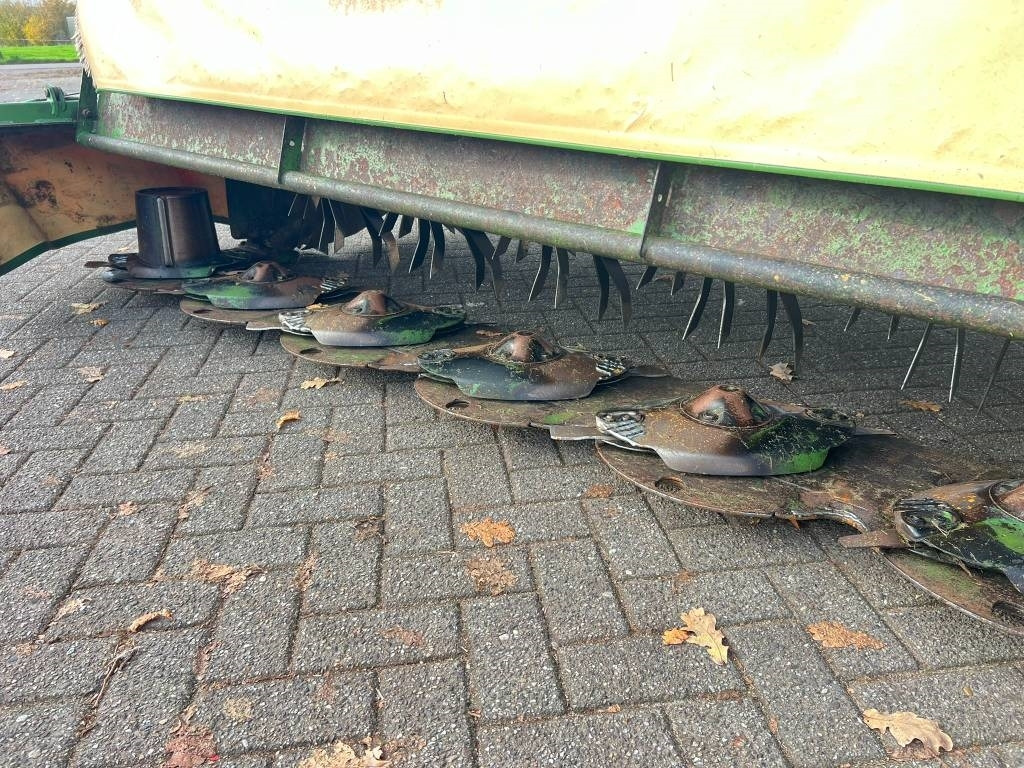 Krone Easy Cut R 320CV - Косилка: фото 5 Krone Easy Cut R 320CV - Косилка: фото 5