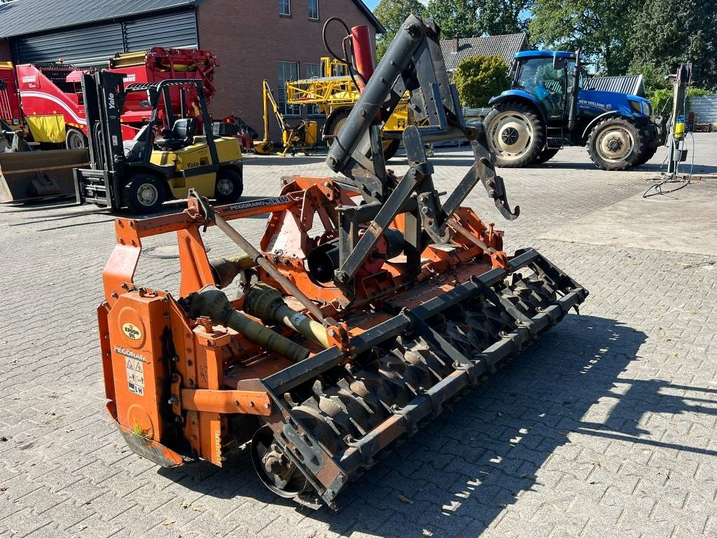 Pegoraro LH 300 frees - Техника для обработки почвы: фото 3 Pegoraro LH 300 frees - Техника для обработки почвы: фото 3
