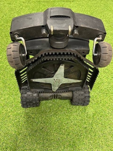WIPER I 180S ROBOTMAAIER - Газонокосилка: фото 3 WIPER I 180S ROBOTMAAIER - Газонокосилка: фото 3