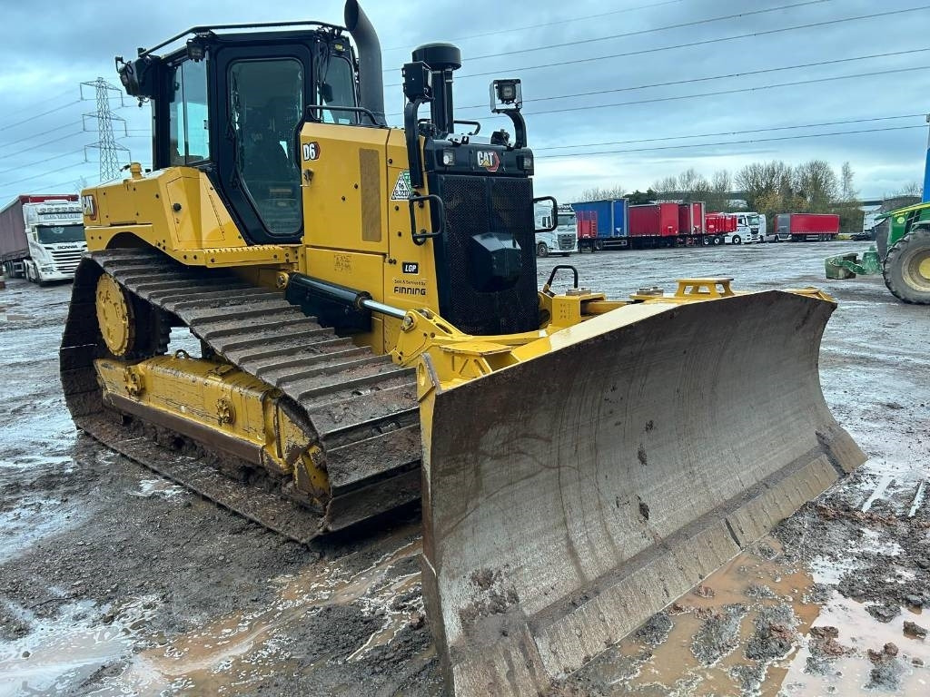 CAT D 6 LGP - Бульдозер: фото 1 CAT D 6 LGP - Бульдозер: фото 1