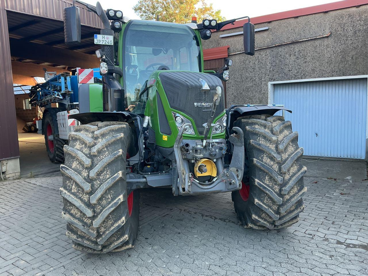Fendt 724 Gen. 6 Profi Plus - Трактор: фото 2 Fendt 724 Gen. 6 Profi Plus - Трактор: фото 2