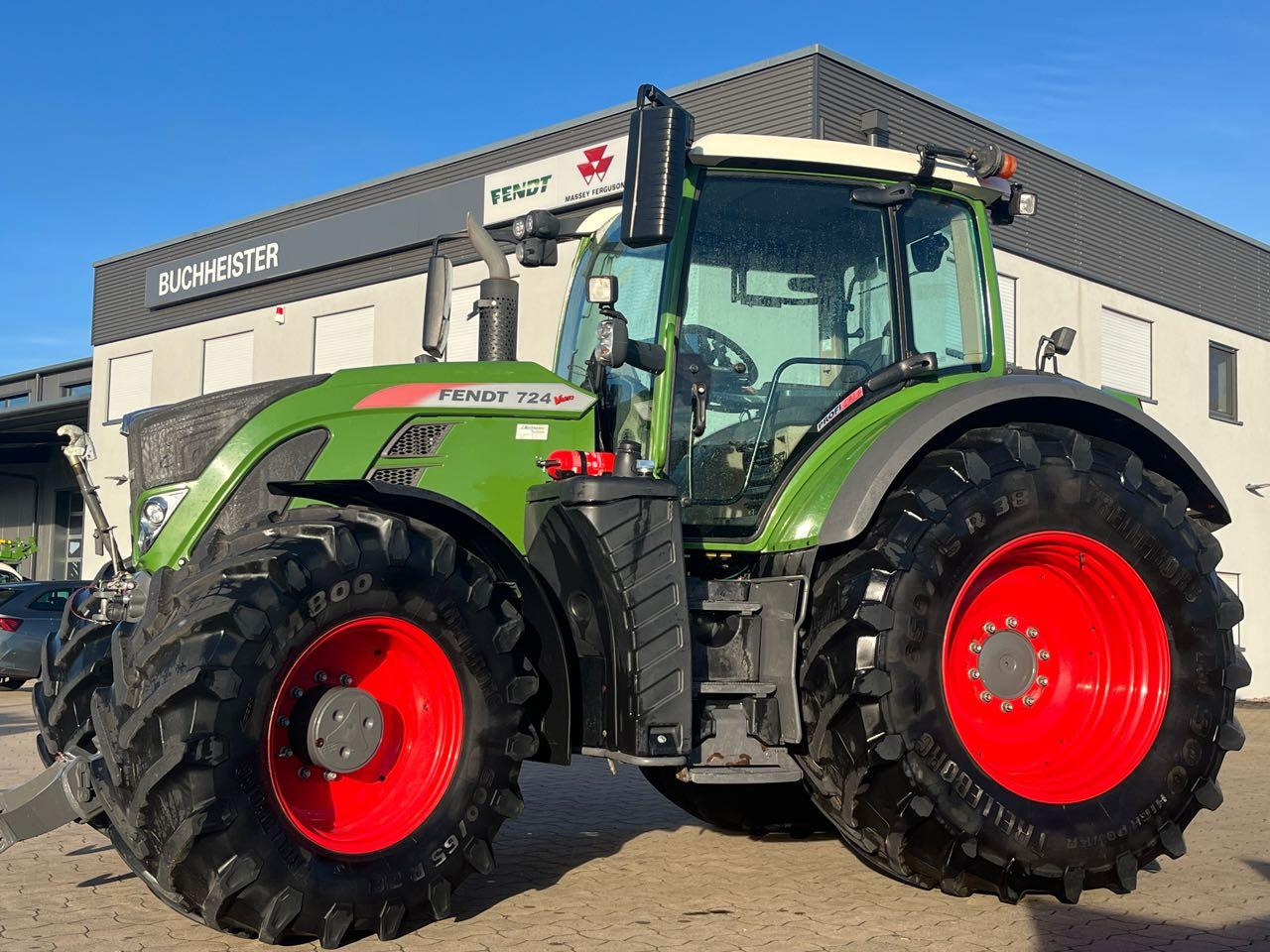 Fendt 724 Vario S4 ProfiPlus - Трактор: фото 1 Fendt 724 Vario S4 ProfiPlus - Трактор: фото 1