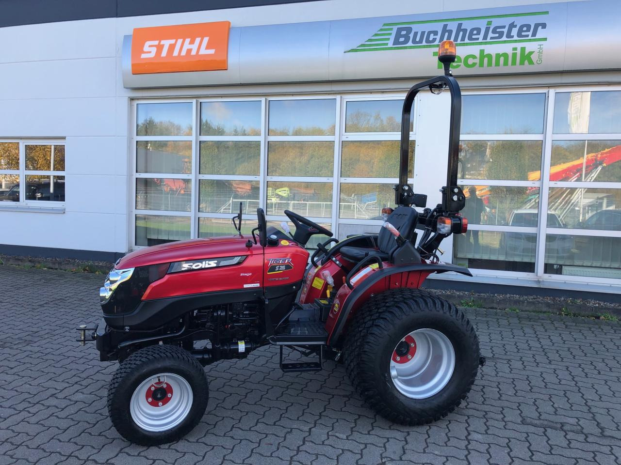 Solis 26 6+2 Tiger - Трактор: фото 1 Solis 26 6+2 Tiger - Трактор: фото 1