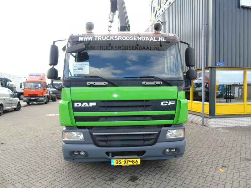 DAF CF 75.310 + HIAB 200 C5 + MANUAL + REMOTE + 6X2 STEERING - Автоманипулятор: фото 5 DAF CF 75.310 + HIAB 200 C5 + MANUAL + REMOTE + 6X2 STEERING - Автоманипулятор: фото 5