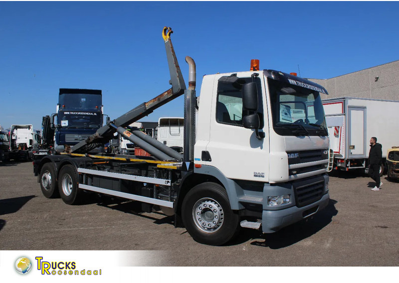 DAF CF 85.410 + 6X2 + AJK 20T - Крюковой мультилифт: фото 1 DAF CF 85.410 + 6X2 + AJK 20T - Крюковой мультилифт: фото 1