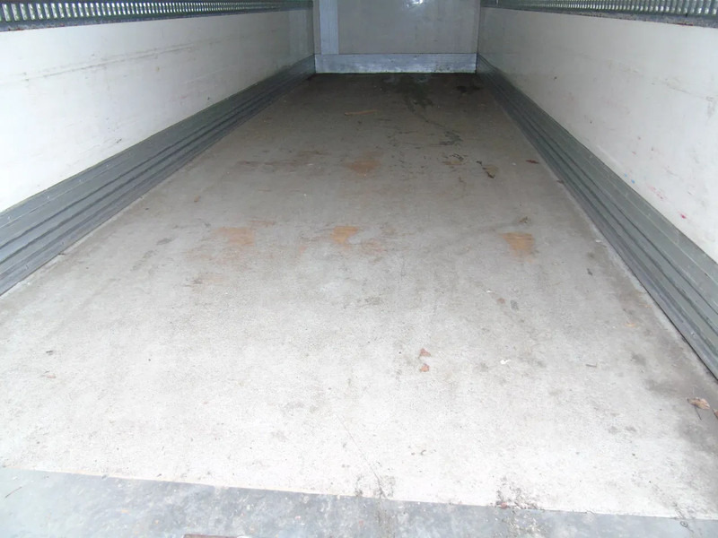 DAF LF 220 + CARRIER SUPRA 850 + 16T + EURO 6 - Рефрижератор: фото 5 DAF LF 220 + CARRIER SUPRA 850 + 16T + EURO 6 - Рефрижератор: фото 5