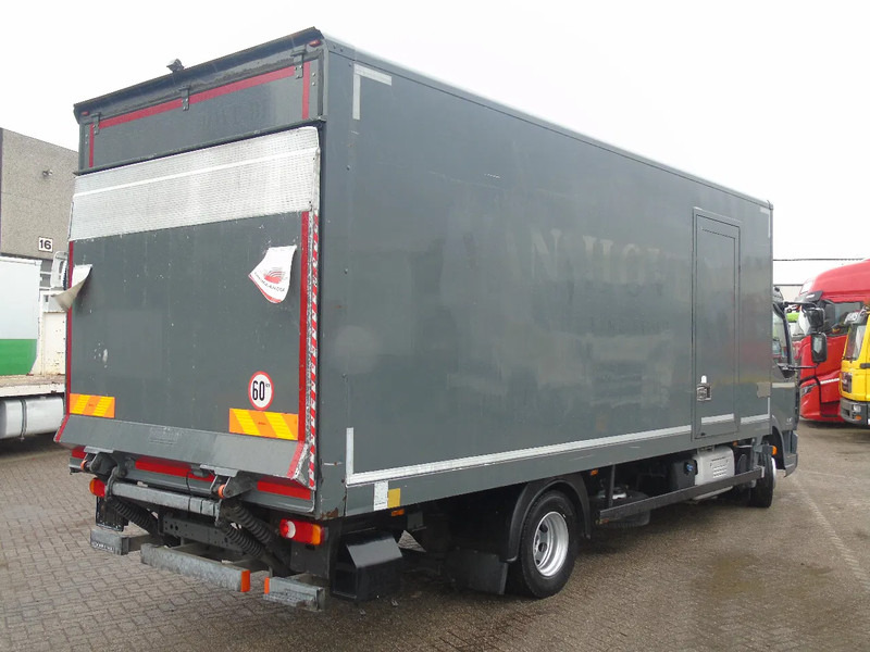 DAF LF 220 + euro 6 + lift + 12T - Грузовик с закрытым кузовом: фото 4 DAF LF 220 + euro 6 + lift + 12T - Грузовик с закрытым кузовом: фото 4