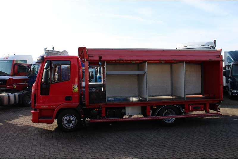 Iveco Eurocargo 100E18 + EURO 5 + LOW KM - Пожарная машина: фото 3 Iveco Eurocargo 100E18 + EURO 5 + LOW KM - Пожарная машина: фото 3