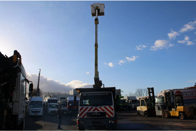 MAN 14.224 + EURO 2 + PTO + EFFER 95 / 2S + 11.5meter platform - Автоманипулятор: фото 3 MAN 14.224 + EURO 2 + PTO + EFFER 95 / 2S + 11.5meter platform - Автоманипулятор: фото 3