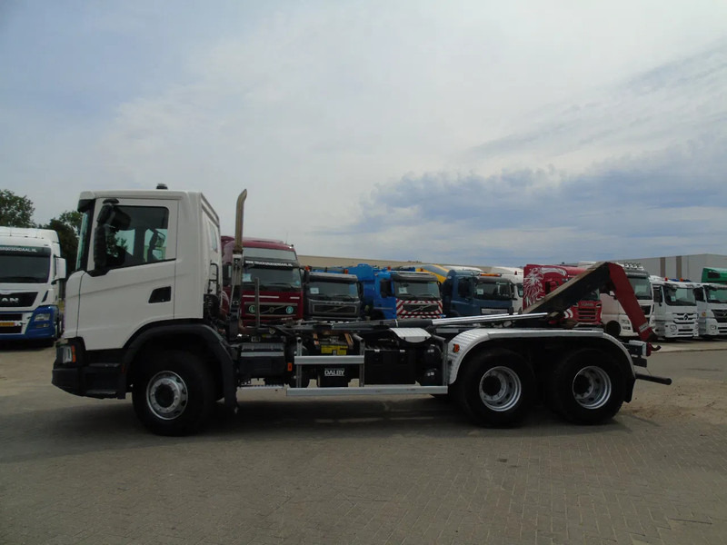 Scania G450 + 6X4 + RETARDER + EURO 6 - Крюковой мультилифт: фото 3 Scania G450 + 6X4 + RETARDER + EURO 6 - Крюковой мультилифт: фото 3