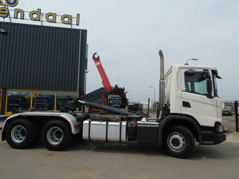Scania G450 + 6X4 + RETARDER + EURO 6 - Крюковой мультилифт: фото 4 Scania G450 + 6X4 + RETARDER + EURO 6 - Крюковой мультилифт: фото 4