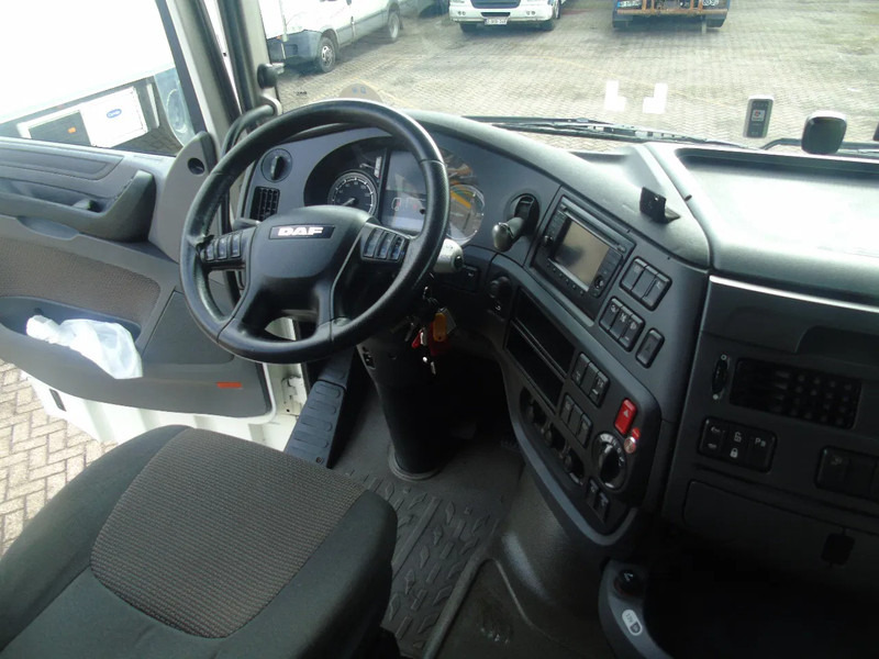 Тягач DAF XF 460 + EURO 6 + SSC: фото 10 Тягач DAF XF 460 + EURO 6 + SSC: фото 10