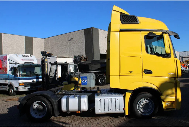 Mercedes-Benz Actros 1943 + EURO 6 + mega - Тягач: фото 4 Mercedes-Benz Actros 1943 + EURO 6 + mega - Тягач: фото 4