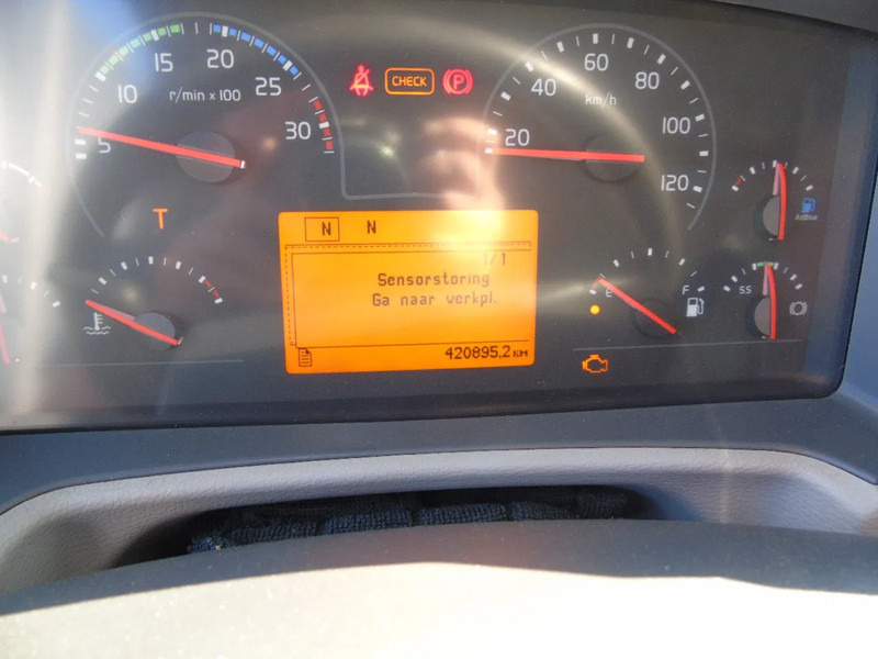 Грузовик с закрытым кузовом Volvo FL 250 + euro 6 + lift + 12T: фото 19