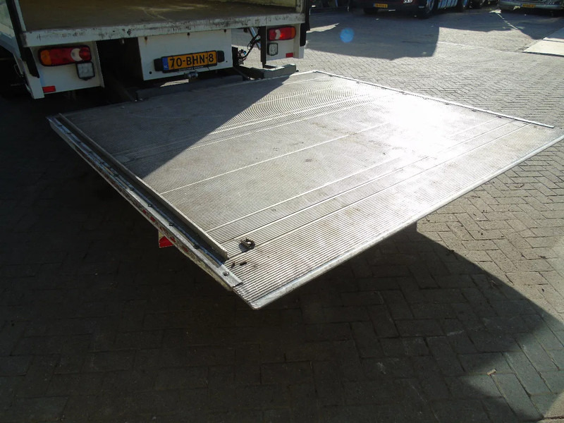 Грузовик с закрытым кузовом Volvo FL 250 + euro 6 + lift + 12T: фото 7