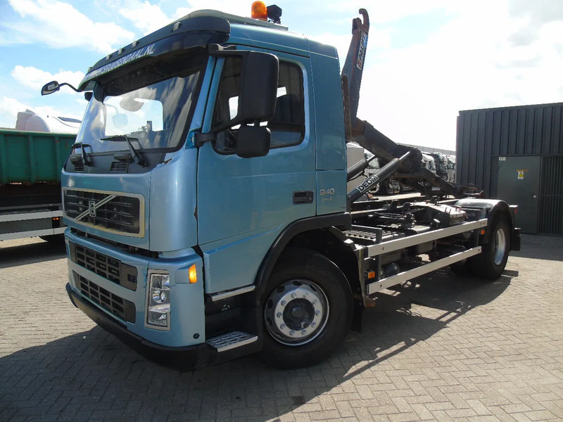 Volvo FM 340 + MANUAL + 19T - Крюковой мультилифт: фото 2 Volvo FM 340 + MANUAL + 19T - Крюковой мультилифт: фото 2