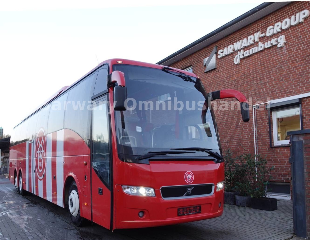 Volvo 9700 HD 6x2*WC*59 Sitze*EURO 5* - Туристический автобус: фото 1 Volvo 9700 HD 6x2*WC*59 Sitze*EURO 5* - Туристический автобус: фото 1