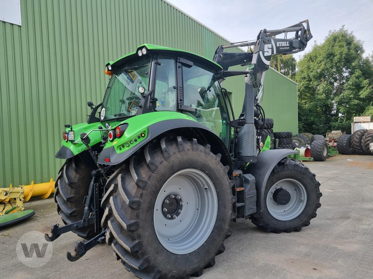 Deutz-Fahr Agrotron 6145.4 - Трактор: фото 4 Deutz-Fahr Agrotron 6145.4 - Трактор: фото 4