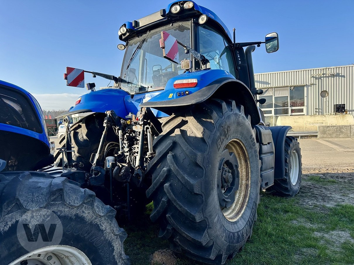 New Holland T 8.360 - Трактор: фото 2 New Holland T 8.360 - Трактор: фото 2