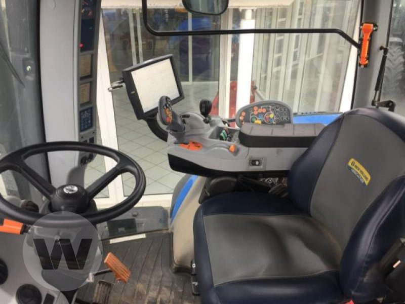 New Holland T 8.420 - Трактор: фото 5 New Holland T 8.420 - Трактор: фото 5