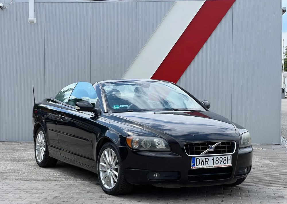 Volvo C70 2.4 Momentum - Легковой автомобиль: фото 3 Volvo C70 2.4 Momentum - Легковой автомобиль: фото 3