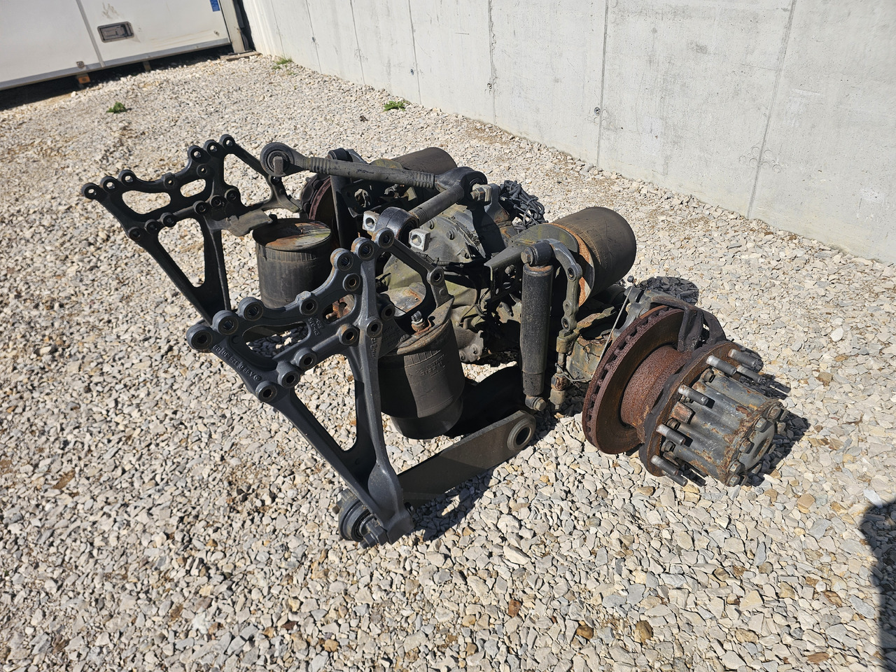 MERCEDES-BENZ ACTROS MP4 / COMPLETE REAR AXLE / R440 /RATIO: 2.733 - Задняя ось: фото 3 MERCEDES-BENZ ACTROS MP4 / COMPLETE REAR AXLE / R440 /RATIO: 2.733 - Задняя ось: фото 3
