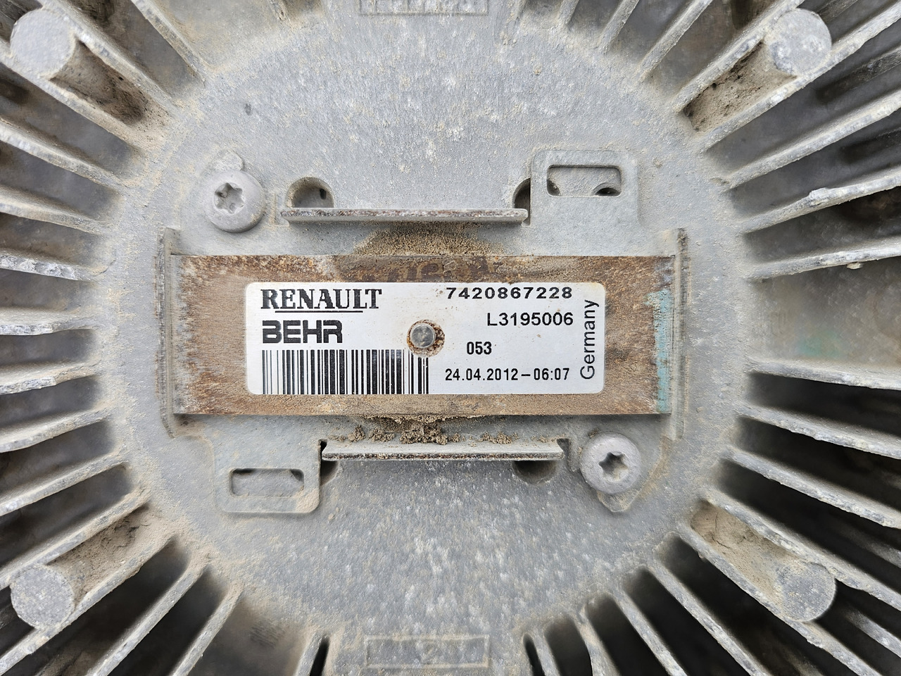 RENAULT PREMIUM MIDLUM DXI / VISCO FAN - Вентилятор: фото 2 RENAULT PREMIUM MIDLUM DXI / VISCO FAN - Вентилятор: фото 2