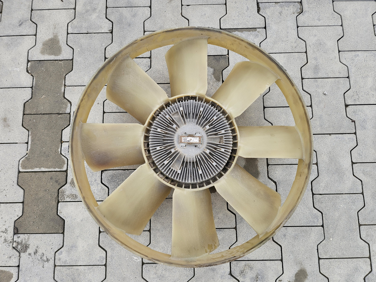 RENAULT PREMIUM MIDLUM DXI / VISCO FAN - Вентилятор: фото 1 RENAULT PREMIUM MIDLUM DXI / VISCO FAN - Вентилятор: фото 1