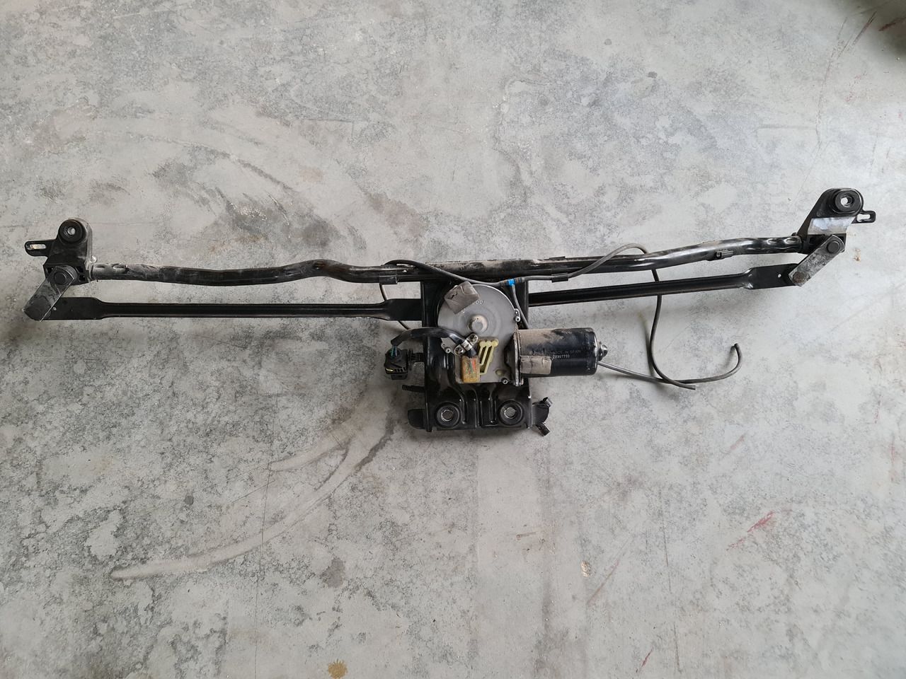 RENAULT RANGE T / WIPERS MECHANISM - Щетка стеклоочистителя: фото 3 RENAULT RANGE T / WIPERS MECHANISM - Щетка стеклоочистителя: фото 3