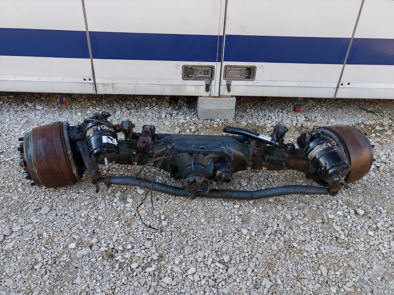SCANIA P, R, G 4x4 6x6 / FRONT DRIVE AXLE / RP736 RATIO:1.35 / 2591676 - Передняя ось: фото 2 SCANIA P, R, G 4x4 6x6 / FRONT DRIVE AXLE / RP736 RATIO:1.35 / 2591676 - Передняя ось: фото 2