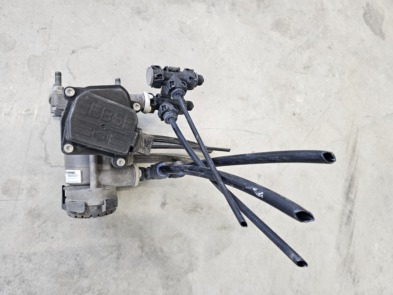 SCANIA S, R, P, G / EBS VALVE / 2199282 / K103131 - Тормозной клапан: фото 2 SCANIA S, R, P, G / EBS VALVE / 2199282 / K103131 - Тормозной клапан: фото 2