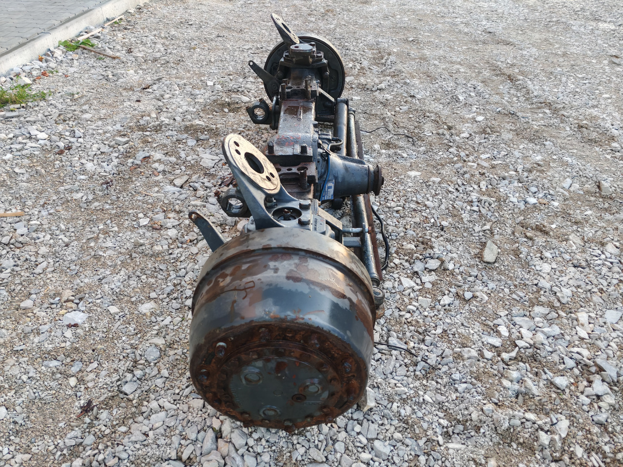 VOLVO FH FM FMX / FRONT DRIVE AXLE 4X4 6X6 / APL-9000 / RATIO: 6.89/2.07 - Передняя ось: фото 3 VOLVO FH FM FMX / FRONT DRIVE AXLE 4X4 6X6 / APL-9000 / RATIO: 6.89/2.07 - Передняя ось: фото 3
