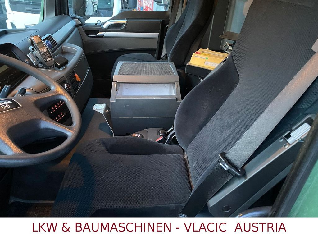 MAN TGS 26.400 Gastankwagen mit Pumpe und Wage22000L MAN TGS 26.400 Gastankwagen mit Pumpe und Wage22000L - Грузовик-цистерна: фото 5 MAN TGS 26.400 Gastankwagen mit Pumpe und Wage22000L MAN TGS 26.400 Gastankwagen mit Pumpe und Wage22000L - Грузовик-цистерна: фото 5