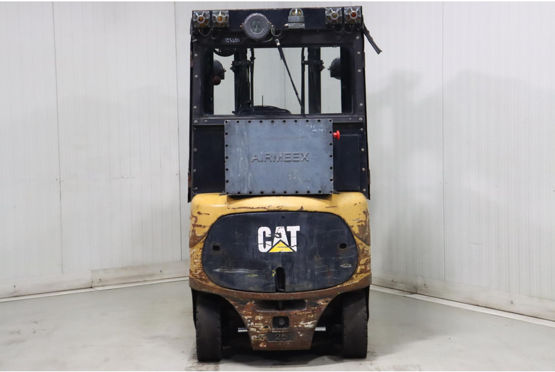 Caterpillar EP25KPAC - Электропогрузчик: фото 5 Caterpillar EP25KPAC - Электропогрузчик: фото 5